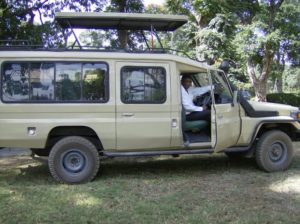 African Tours & Safaris Safari jeep